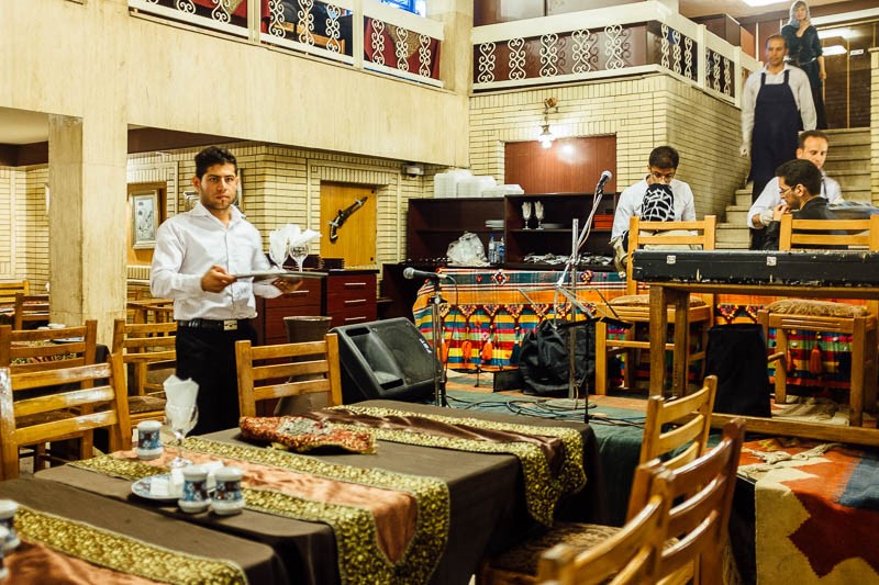 Restaurante tradicional Sharzeh